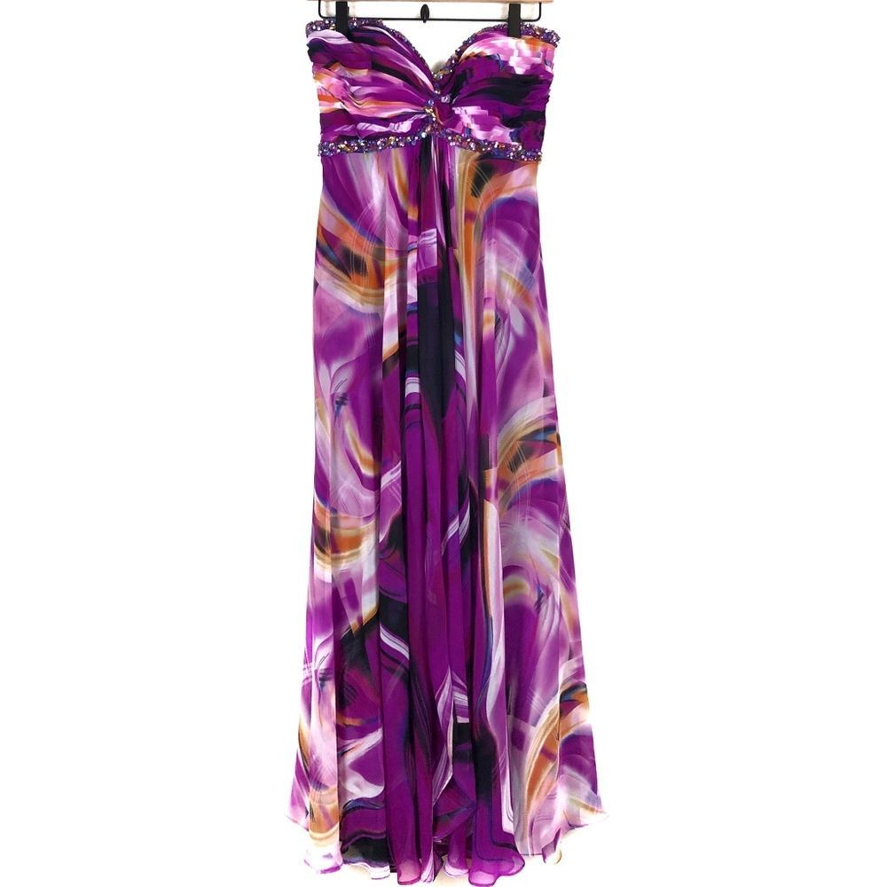 La Femme Strapless Gemstone Sweetheart Strapless